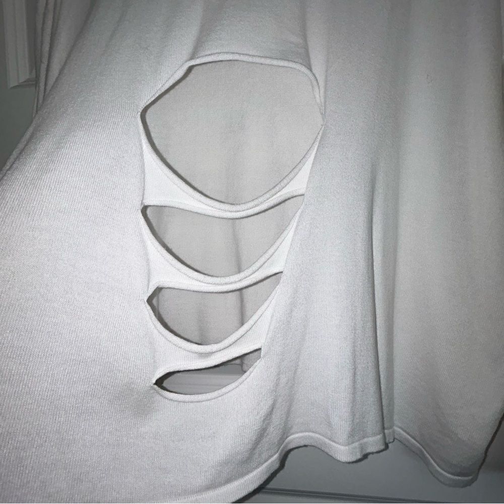 Planet Hole Long Sleeve Asymmetrical Top - Picture 6 of 6